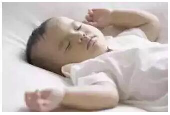 盘点老人带宝宝的陋习, 你遇到了吗?